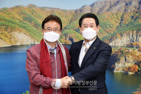 김영록 전남지사와 이철우 경북지사