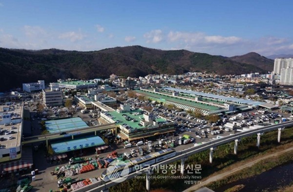 대구광역시가 비수도권 최초로 농수축산물도매시장의 운영ㆍ관리를 전담하는 '대구농수축산물유통관리공사'를 내년 9월 출범시키기로 했다(사진=대구광역시)