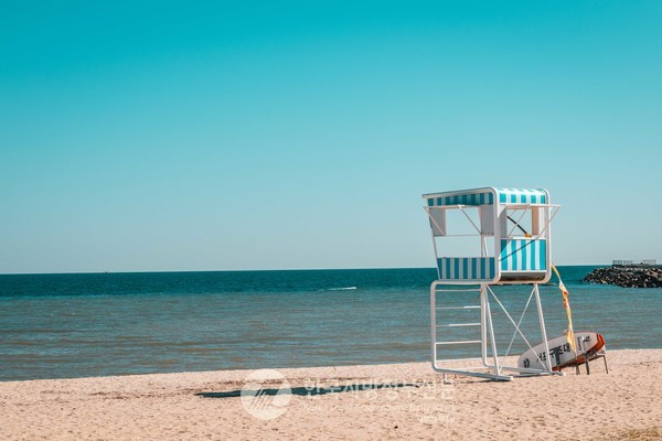 양양군이 스마트 관광도시 조성사업의 일환으로 이달 중 관내 5개 해변의 주요 시설에 공공 와이파이존을 구축한다고 밝혔다. (사진=양양군청)