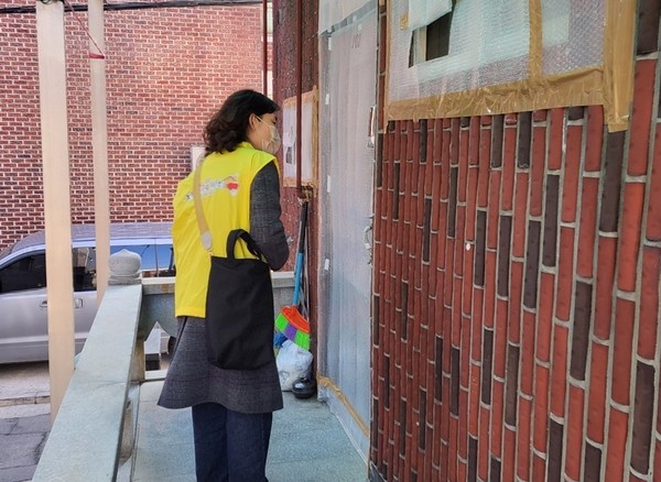 1인 가구 전수조사 모습 (사진=노원구청)