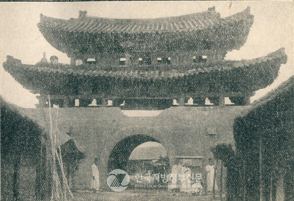 대구읍성 남문(영남제일관)(사진=대구시청)