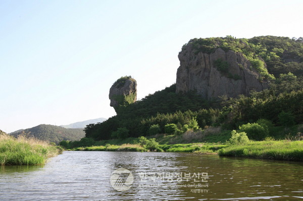 고창, 부안 등 전북 서해안 지질공원이 17일 '유네스코 세계지질공원'으로 인증을 받았다. 국내 최초의 '해안형 세계지질공원'이다.(사진=전북도청)
