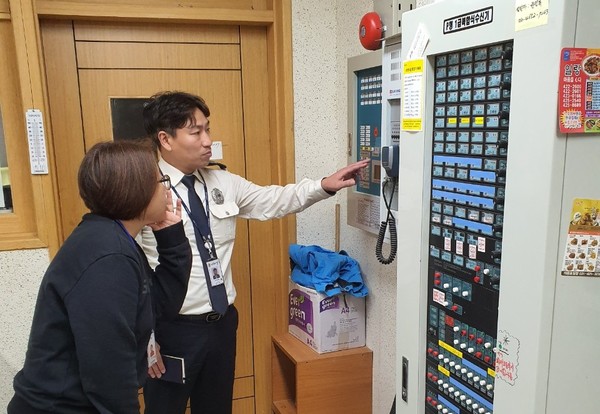 자동화재속보설비 오작동 저감 특별대책을 추진한 결과, 감지기 오작동에 의한 불필요한 화재 출동이 2021년 1만 9,997건에서 2022년 1만 6,289건으로 18.5%(3,708건) 감소하는 효과를 거뒀다. (사진=경기도소방재난본부)