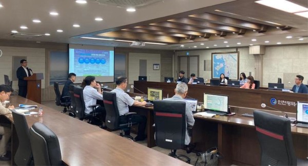 인천광역시(시장 유정복)가 공영 주차장 개선을 위한 표준디자인 개발에 착수했다. 착수보고회 모습 (사진=인천시청)