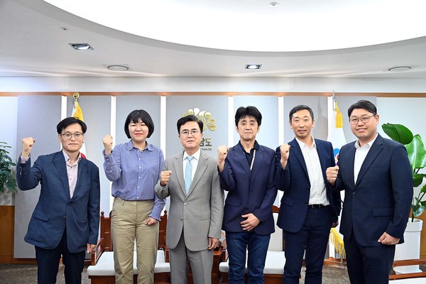 충남도는 해외사무소의 역할을 기존 통상진흥과 더불어 외국인 투자유치 및 국제교류까지 확대한다고 10일 밝혔다. (사진=충남도청)