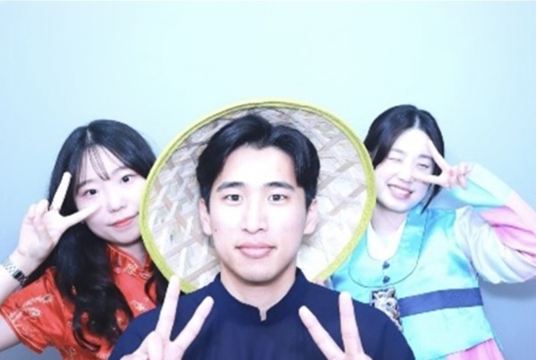 경북도는 28일부터 지방자치단체 최초로 벤처조직인 ‘지방시대 청년공무원 아이디어벤처’를 운영한다고 밝혔다. 지방시대 아이디어벤처 조직, 좌부터 류소해 우동엽 김혜인 (사진=경북도청)