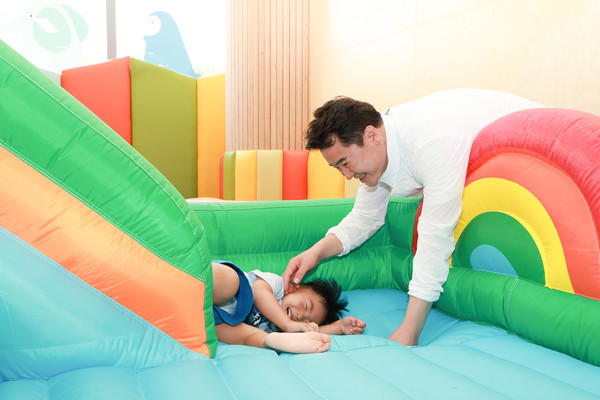 극한 더위가 이어지고 있는 요즘, 도봉구에서 구민들을 위해 마련한 무더위쉼터 ‘휴가(休家)’가 눈길을 끌고 있다. (사진=도봉구)