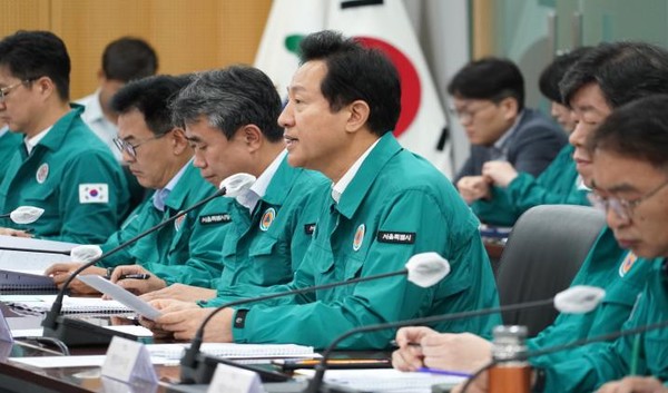 서울시는 최근 이어지고 있는 강력 범죄로부터 시민들의 안전을 지키기 위해 오세훈 서울시장 주재로 23일(수) 오전 10시 30분 ‘무차별범죄 대응 시·자치구 구청장회의’를 개최하고 대응방안을 논의했다. (사진=서울시)