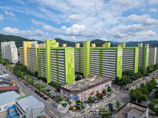 전남 화순군이 전국 최초로 시행하고 있는 ‘1만원 임대주택’ 제도가 ‘대박 행진’을 이어가고 있다. 월세 1만원 임대주택 실제 입주단지(사진=화순군청)