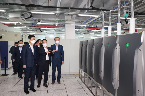 경북도는 지난 24일 ‘수소연료전지 인증센터(포항TP)’가 한국에너지공단 신재생에너지센터로부터 ‘신재생설비 연료전지 시스템 분야 KS인증 위탁시험기관’으로 지정됐다고 28일 밝혔다. (사진=포항시 홈페이지)