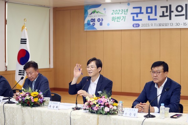 혁신수도 영암을 재창조하고 있는 우승희 영암 군수가 ‘스마트(S.M.A.R.T) 영암’이라는 혁신 로드맵을 제시했다.(사진=영암군청)