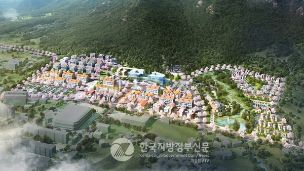 영암군은 교동지구 도시개발을 위해 총 435억 원을 투입하여 교동리 88-1 일대 189,602㎡에 2025년까지 단독주택, 근린생활·상업시설을 포함한 기반시설을 조성한다.(사진=영암군청) 