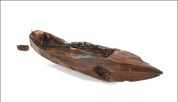 목간과 함께 길이 30cm의 작은 배 모양의 목기가 함께 출토됐다. (사진=양주시)