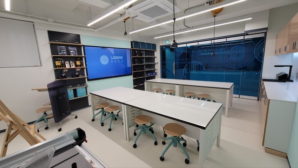 방배ART유스센터는 문화‧예술 관련 첨단 장비와 공간, 프로그램을 갖췄으며, 문화‧예술 방면에 진로를 꿈꾸는 청소년들에게 다양한 직업 체험도 할 수 있다. (사진=서초구)