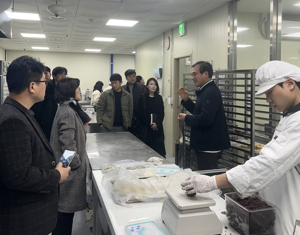 들녘특구는 식량작물 이모작과 6차산업을 접목해 소득을 창출하고, 참여하는 농업인의 유형에 따라 소득을 배당하는 경북 농업대전환의 주주형 공동영농 특화모델이다. (사진=경북도)