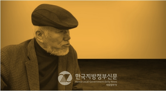 응우옌푸쫑 총비서의 80년 생애를 다룬 평전을 펴낸 조철현 작가(사진=조철현 작가)