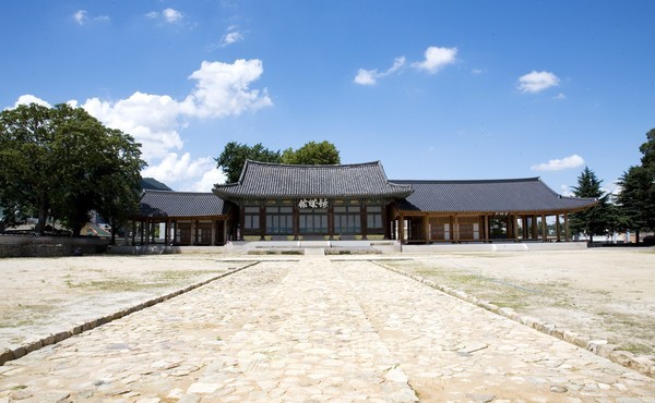 조선시대 최대 규모의 객사(客舍)인 ‘나주 금성관’(錦城館)이 1885년 중수 이후 140년 만에 해체보수에 들어갔다.(사진=나주시청)