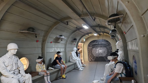 서초구는 만족도 조사 등을 거쳐 향후 더 많은 아동·청소년들이 보훈체험 현장학습의 기회를 갖는데 도움이 될 수 있도록 지속적으로 운영할 계획이다. (사진=서초구)