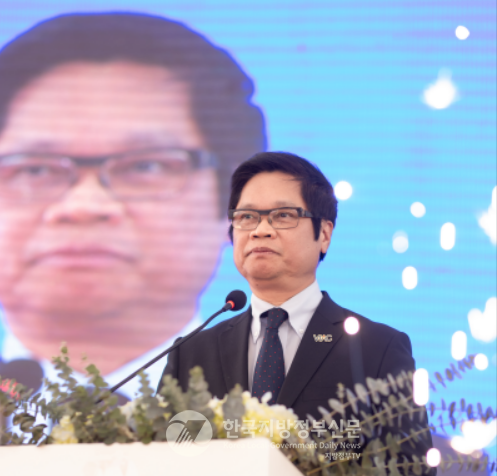 베트남 최고의 지한파(知韓派) 정치인이자 베트남 기업인들의 대부(代父) 부띠엔록(Vũ Tiến Lộc) 전 베트남상공회의소(VCCI) 회장이 지난 5일 갑작스럽게 타계해 충격을 주고 있다. 생전 방한 당시 연설 모습(사진=정양기 기자) 