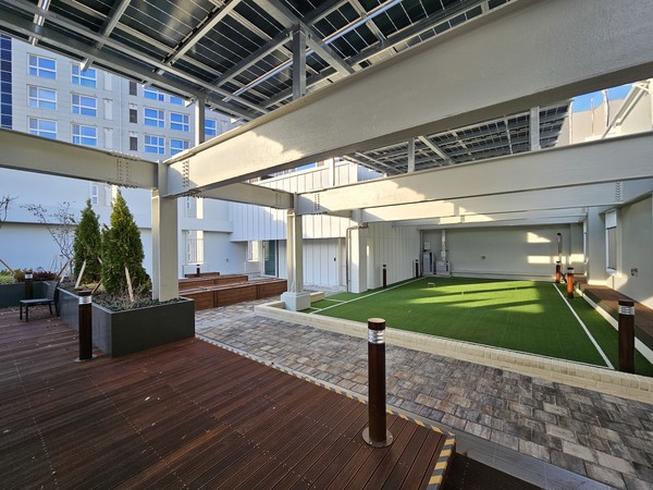 청각장애체험관에서는 말하는 사람의 입 모양을 보고 시각으로 언어를 읽는 ‘독화체험’부터 보이는 화재경보기, 자막 안경 등 청각장애인 보조기구 전시까지 볼 수 있다. 다른 장애유형보다 ‘불편함이 덜할 것’이란 청각장애에 대한 오해를 줄이고, 장애에 대한 올바른 이해와 인식개선이 운영 목적이다. (사진=김미숙 기자/서울시청)