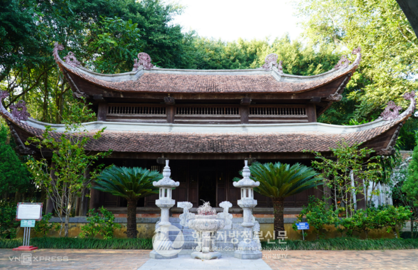 레(黎) 왕조(1428~1788) 태조의 목숨을 구하고 자신을 희생한 레라이(Lê Lai) 장군 사당(사진=안경환)