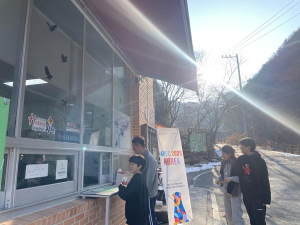 경북도는 안동·영천 등 10개 자연휴양림을 대상으로 자연휴양림 확충․ 보완(4개소 40억원), 저출생 대응 완전돌봄(휴양림 키즈카페 2개소 8억원), 사회적 약자 위한 편의시설 확충(2개소 2.4억원), 복합재해 대응 사업(2개소 1.6억원) 등 4개 분야 사업을 전개한다. (사진=김지수 기자/경북도청)