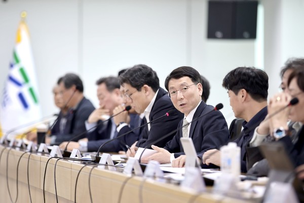 경기도(도지사 김동연)가 도민이 평가하는 공공서비스인 '책임계약제도'를 확장해, 도민이 체감하는 변화를 통한 성과 창출에 속도를 낸다. (사진=김미숙 기자/경기도청)