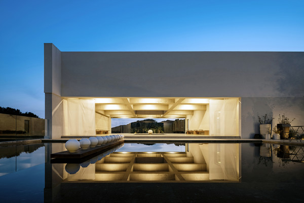 경기도(도지사 김동연)가 수도권 인접성과 산·강·호를 아우르는 풍부한 자연환경, 글로벌 의료·뷰티 산업 클러스터와의 접근성을 강점으로 내세워 ‘서울 중심에서 벗어나도 삶의 질이 이어지는 여정’을 제안한다. (사진=김미숙 기자/경기도청)