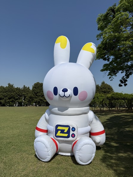 5월 3일 토요일 경남도청 잔디광장에서 열리는 ‘벼리’ 생일 1주년 행사는 어린이날 기념행사와 연계해 ▲벼리 생일 축하 합창 ▲나만의 키링 만들기 ▲벼리 색칠놀이 ▲최애 벼리 투표 ▲SNS 구독 이벤트 등 가족 모두가 참여할 수 있는 5가지 프로그램으로 구성된다. (사진=김지수 기자/경남도청)