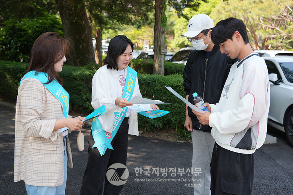 '전남형 청년창업사관학교'는 선발시 최대 2년간 2천400만 원 창업기술 사업화비가 지원되며, 지역특화기술 100명·농수산기술 30명·문화관광분야 20명을 오는 19~28일까지 신청을 받아 7월 본격 운영된다(사진=조용원 기자/전남도청)