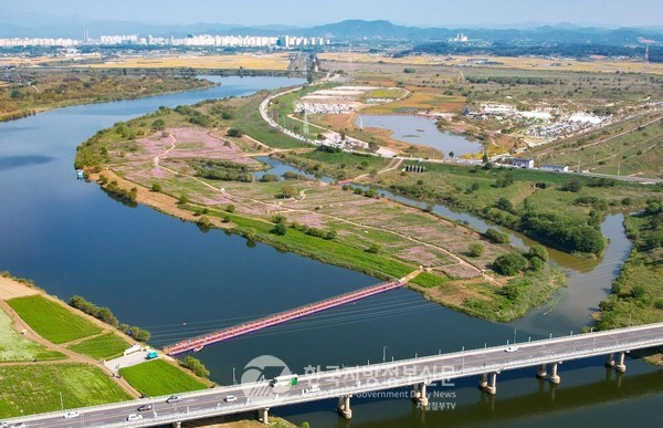 고대 영산강 문명의 중심지였던 나주가 이제 지속 가능한 생태와 역사, 시민의 문화적 자존감이 결합된 미래 신문명 도시로 거듭나고 있다.(사진=조용원 기자/나주시청)