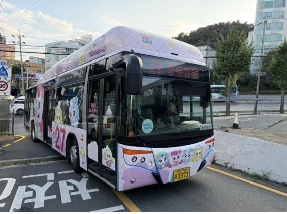 부산광역시(시장 박형준)가 2023년 10월 전국 최초로 만 6세~12세의 도시철도와 시내·마을버스 등 모든 대중교통을 무료로 전환한 이후, 어린이들의 대중교통 이용은 눈에 띄게 바뀌었다. (사진=김기문 기자/부산시청)