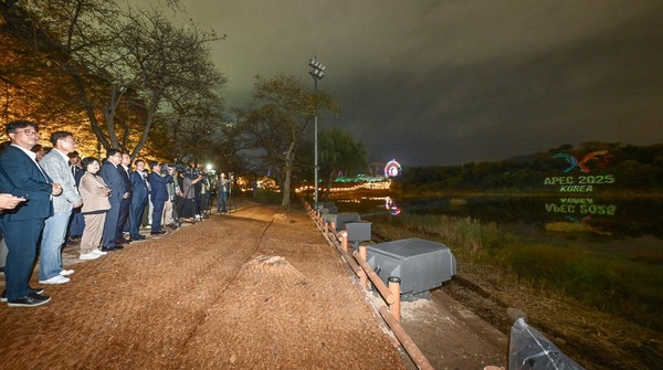 경북도(도지사 이철우)가 천년의 이야기를 ‘빛’으로 새로 쓴 경주를 통해, 세계 무대의 초대장을 내밀었다. (사진=박상대 기자/경북도청)