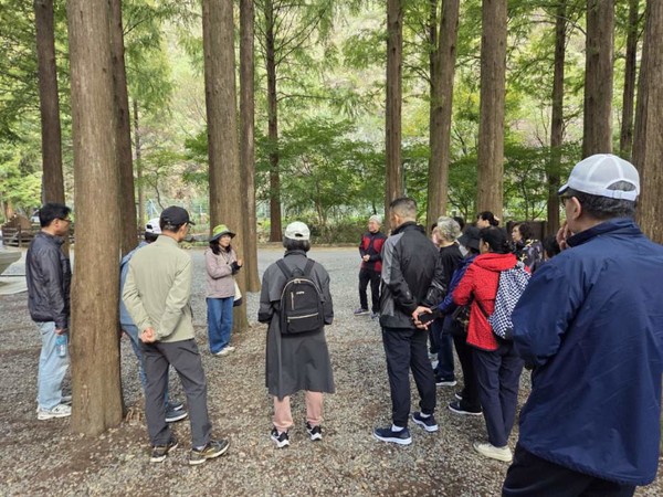 정용래 유성구청장은 "이 사업이 대상자의 심리적 고립 해소와 관계 회복에 실질적인 도움이 되길 바란다"며 향후에도 정서적 돌봄 지원을 계속하겠다고 강조했다. (사진=박상대 기자/유성구청)