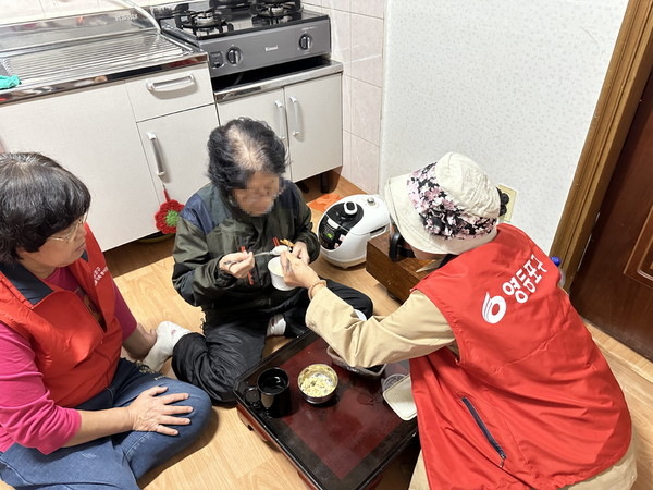 서울 영등포구(구청장 최호권)가 2023년 전국 지방정부 중 처음 도입한 ‘요양보호가족 휴식제도’를 통해, 지역 재가 돌봄의 공백을 메우는 실질적 대안으로 자리잡았음을 재확인했다. (사진=이상금 기자/영등포구청)